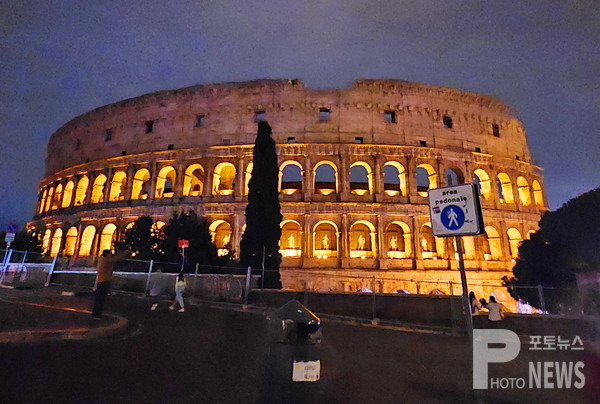 이탈리아 로마의 대표 유적지 콜로세움. 사진=독자제공